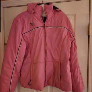 St. John's Bay Women's Ski Jacket in Pink Size L